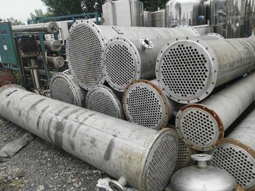 列管式冷凝換熱器影響冷凝壓力大小的因素,如下所示: 列管式冷凝換熱器影響冷凝壓力大小的因素,如下所示: